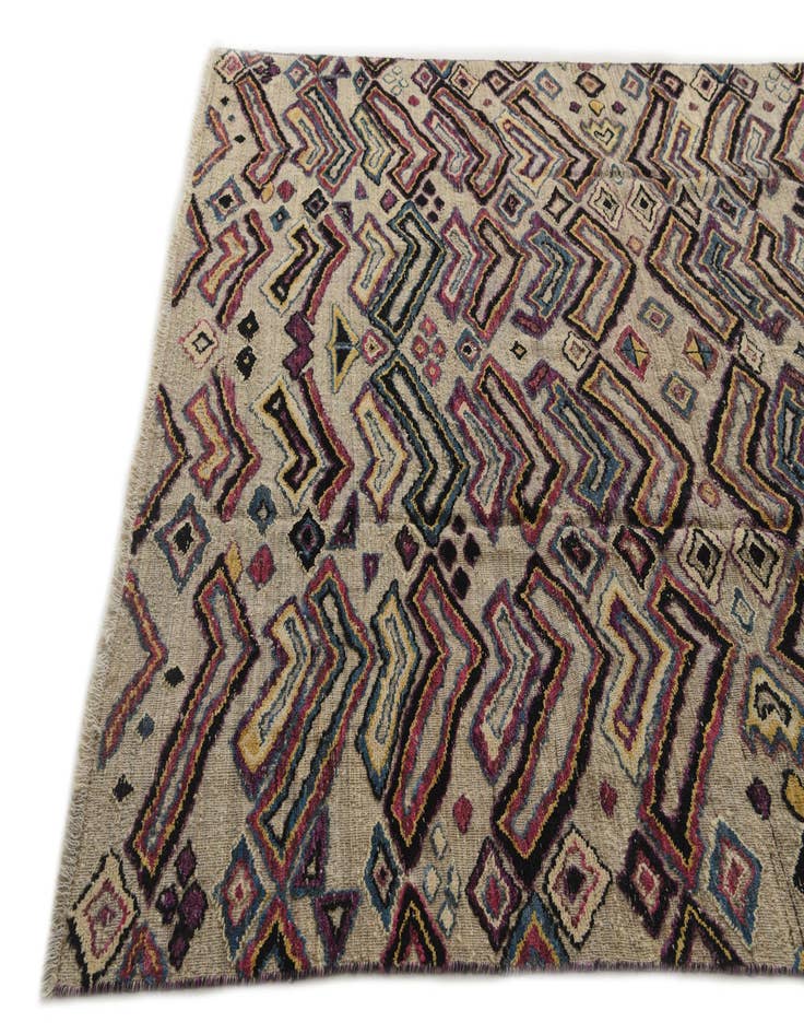 Detail image of  8' x 10' 1  Hand Knotted Darya Wool Rug