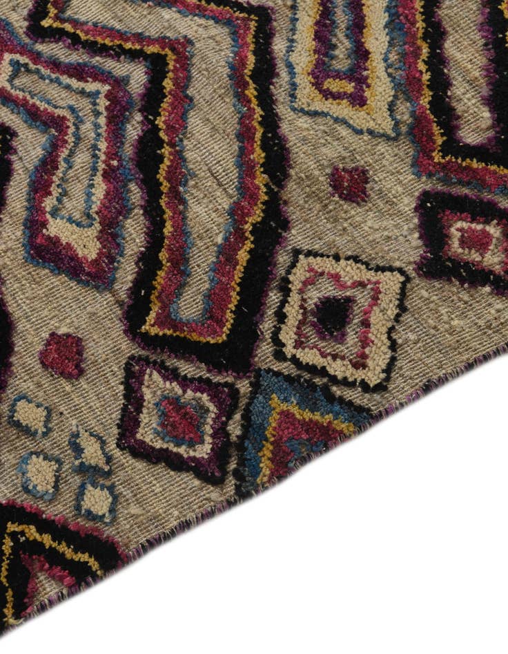 Detail image of  8' x 10' 1  Hand Knotted Darya Wool Rug