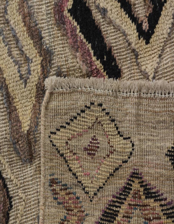 Detail image of  9' 2 x 12'  Hand Knotted Darya Wool Rug