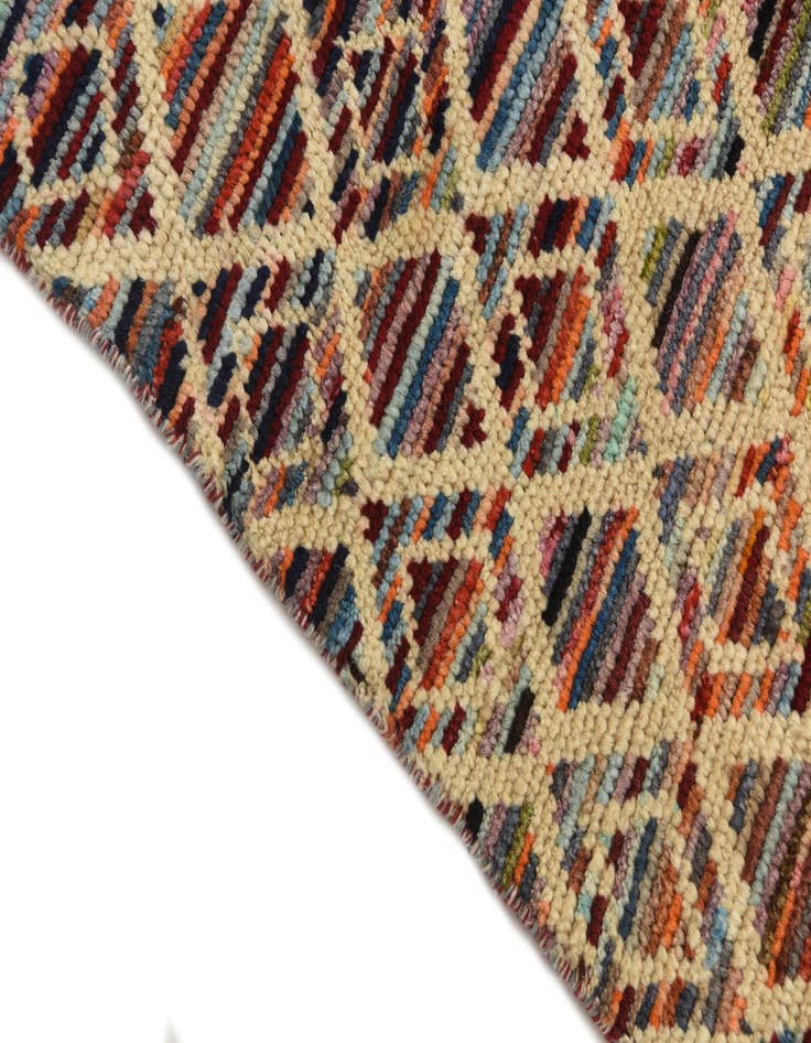 Detail image of  5' 3 x 7'  Hand Knotted Darya Wool Rug