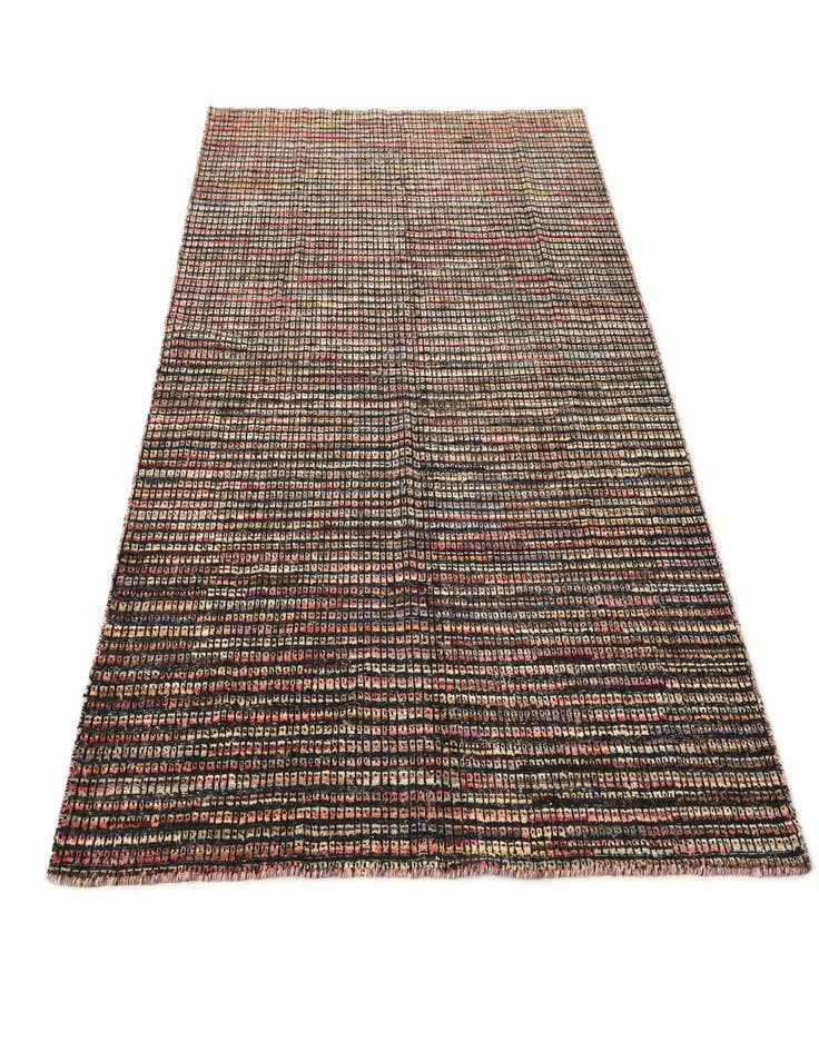 Detail image of  5' 8 x 7' 8  Hand Knotted Darya Wool Rug