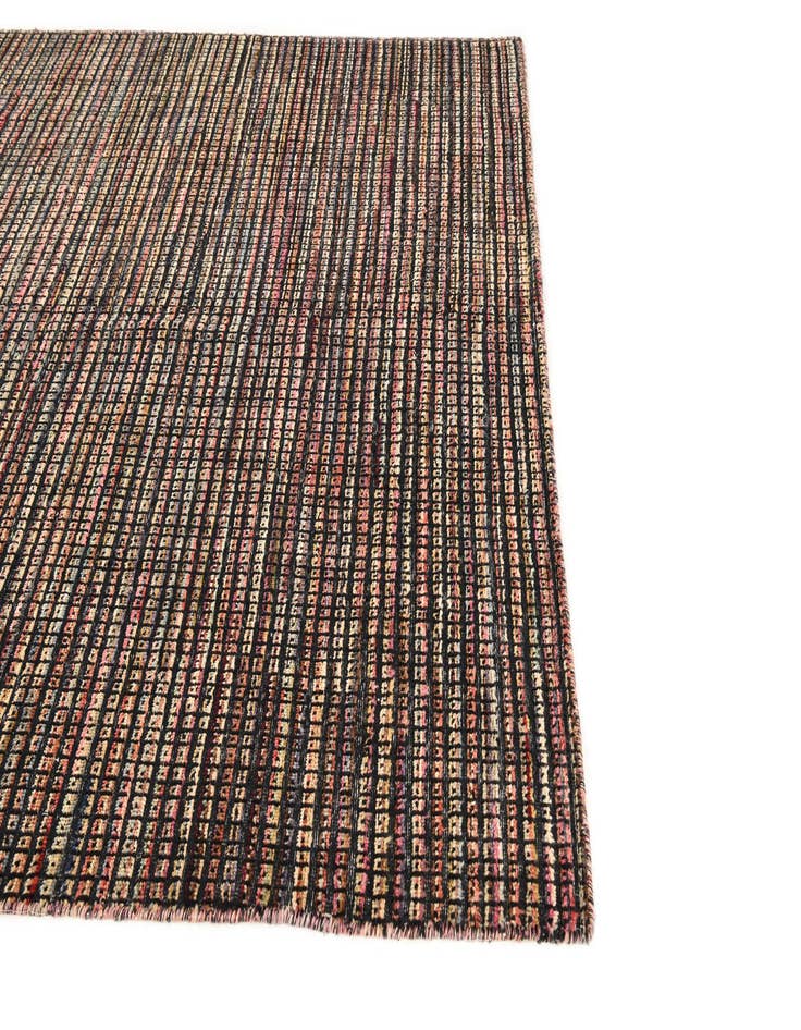 Detail image of  5' 8 x 7' 8  Hand Knotted Darya Wool Rug