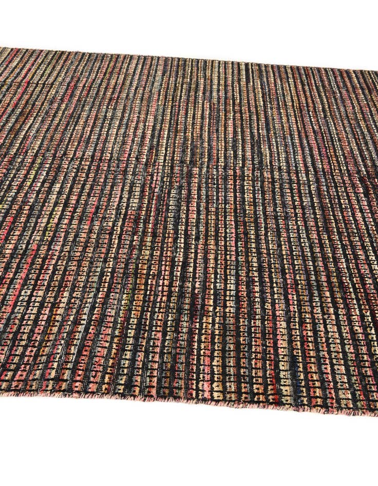 Detail image of  5' 8 x 7' 8  Hand Knotted Darya Wool Rug