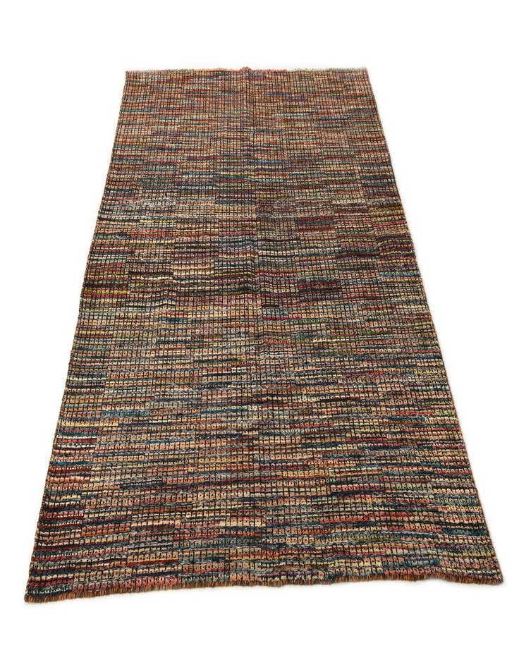 Detail image of  5' 3 x 8'  Hand Knotted Darya Wool Rug