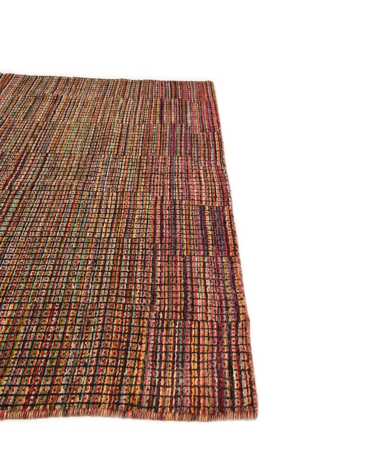 Detail image of  5' 6 x 8' 5  Hand Knotted Darya Wool Rug