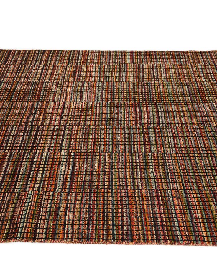 Detail image of  5' 6 x 8' 5  Hand Knotted Darya Wool Rug