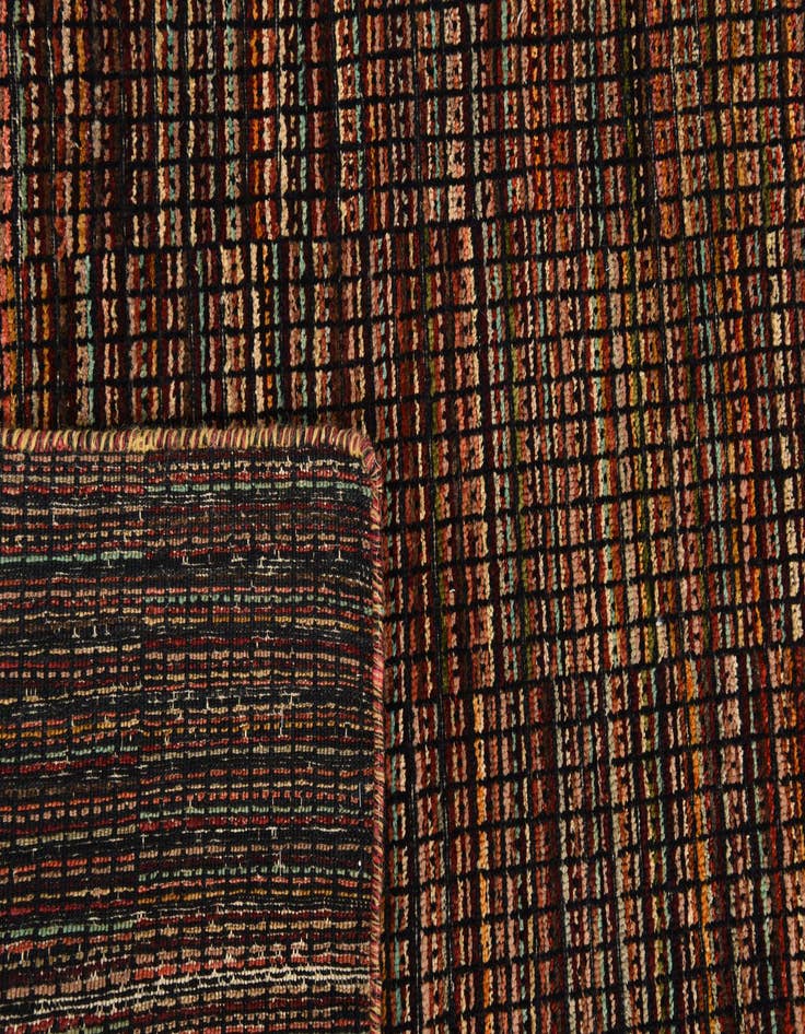 Detail image of  5' 6 x 8' 5  Hand Knotted Darya Wool Rug