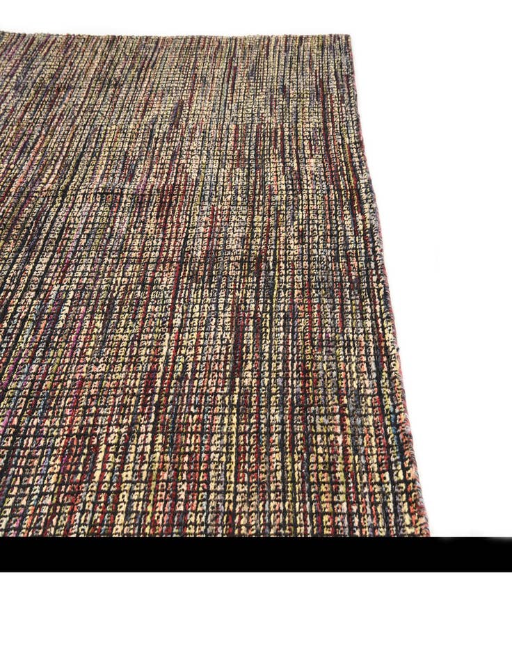 Detail image of  5' 4 x 8'  Hand Knotted Darya Wool Rug