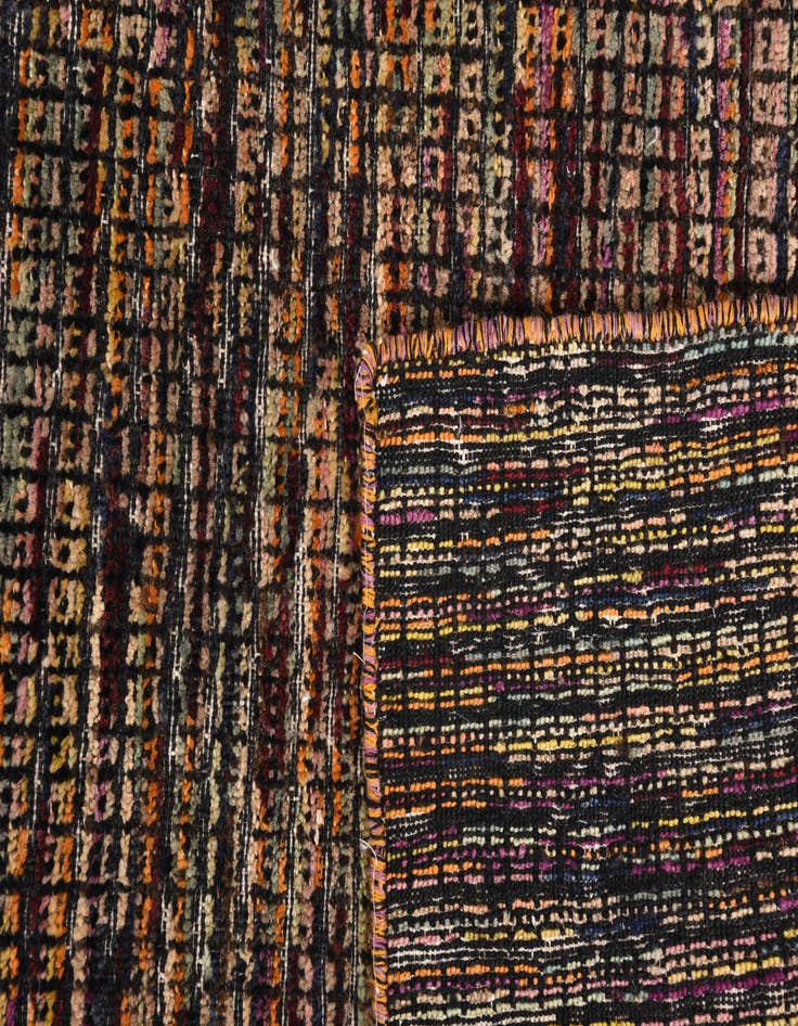 Detail image of  6' 2 x 10'  Hand Knotted Darya Wool Rug