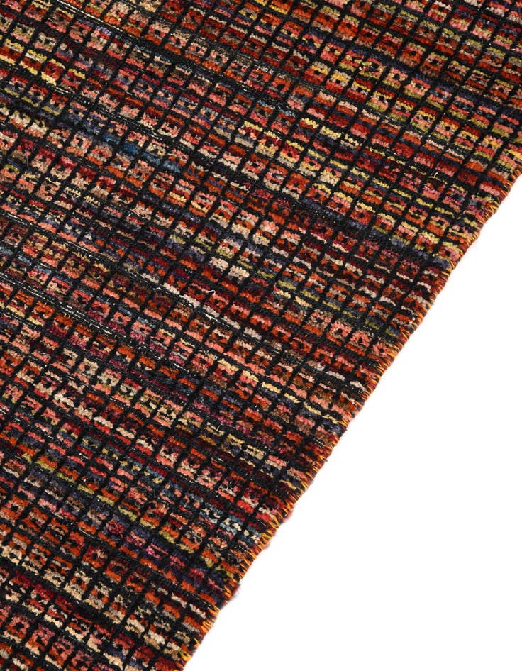 Detail image of  6' 4 x 10' 8  Hand Knotted Darya Wool Rug