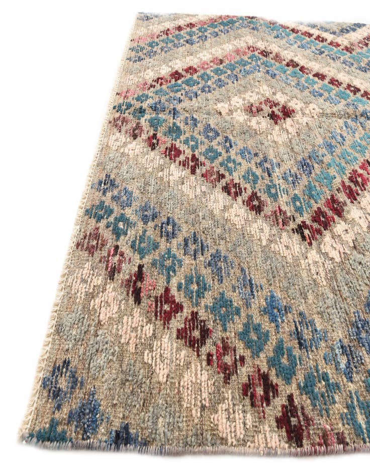 Detail image of  5' 6 x 8' 6  Hand Knotted Darya Wool Rug