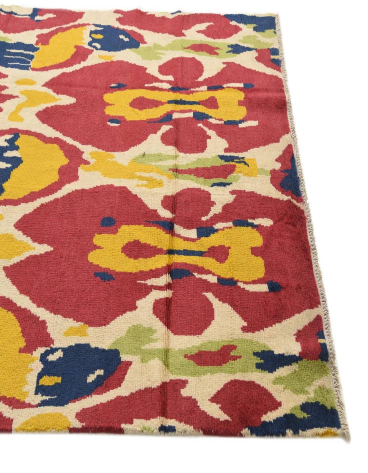 Detail image of  5' 2 x 8' 8  Hand Knotted Darya Wool Rug