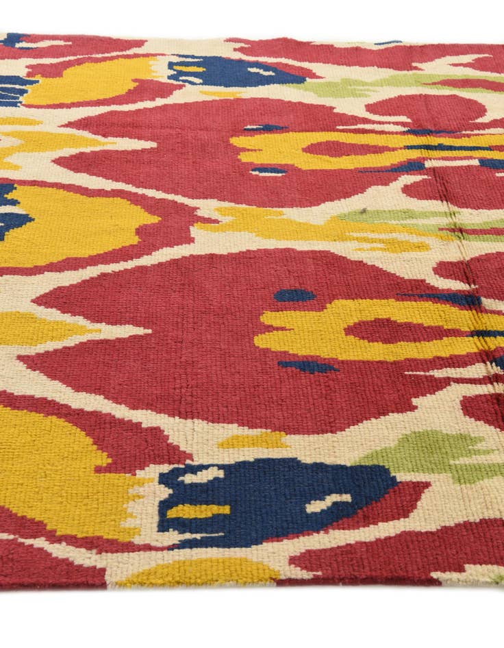 Detail image of  5' 2 x 8' 8  Hand Knotted Darya Wool Rug