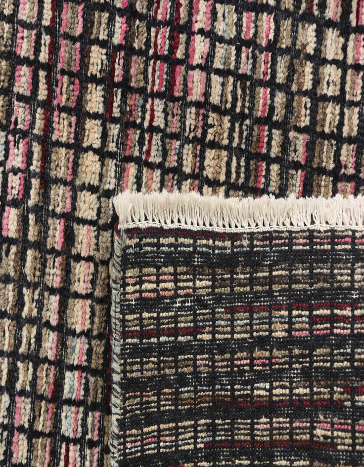 Detail image of  5' 5 x 8' 3  Hand Knotted Darya Wool Rug