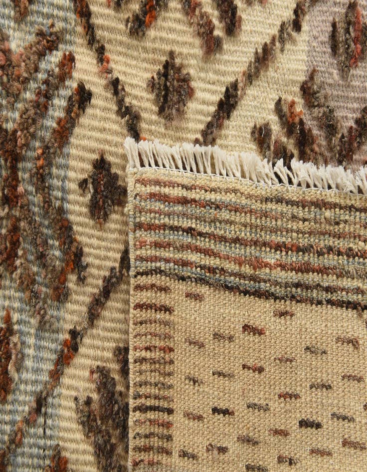 Detail image of  9' x 12' 2  Hand Knotted Darya Wool Rug