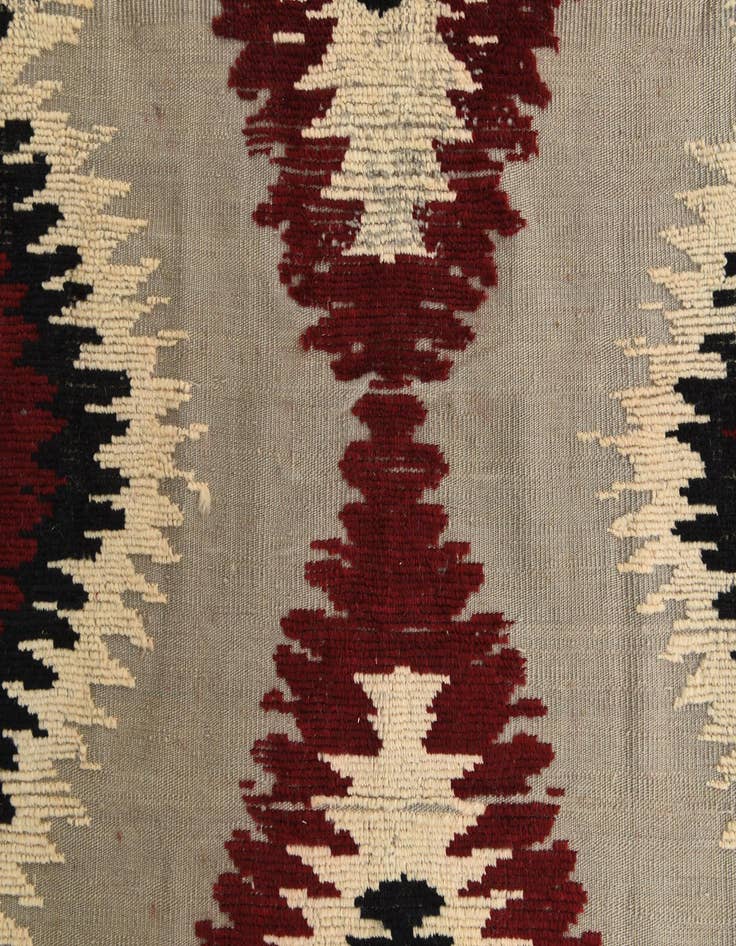 Detail image of  8' x 10' 5  Hand Knotted Darya Wool Rug