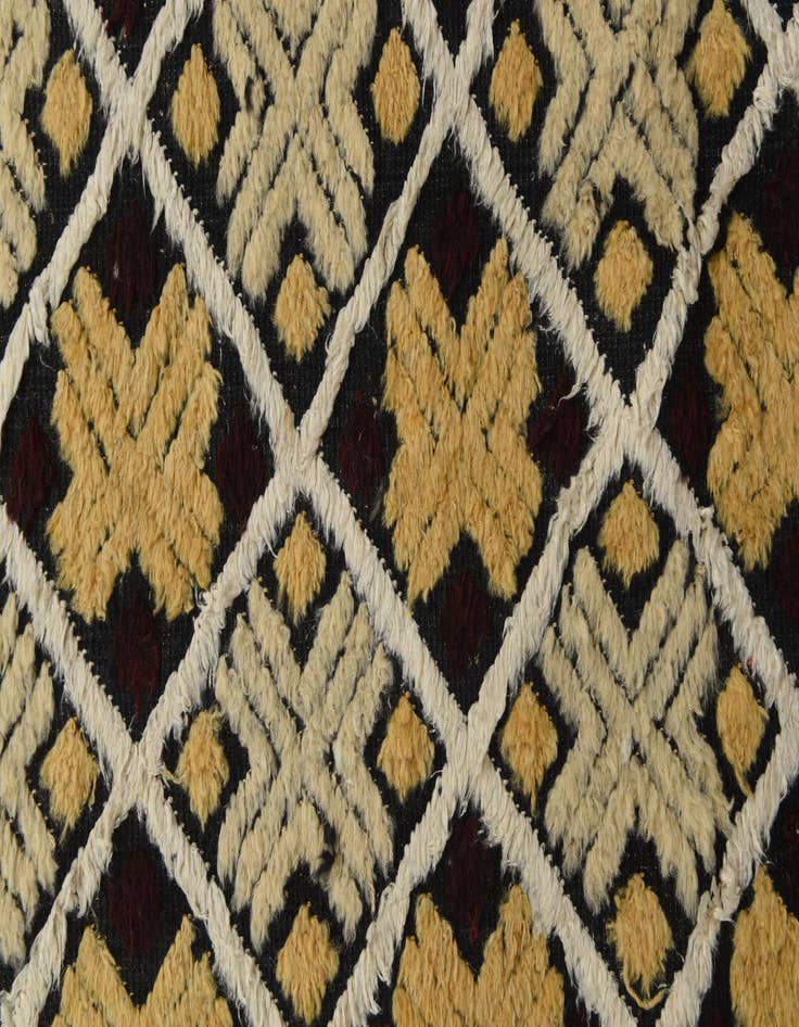 Detail image of  8' 1 x 10' 4  Hand Knotted Darya Wool Rug