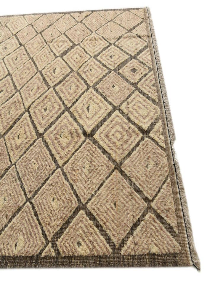 Detail image of  8' 3 x 10' 5  Hand Knotted Darya Wool Rug