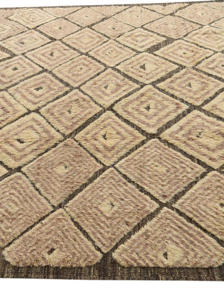 Detail image of  8' 3 x 10' 5  Hand Knotted Darya Wool Rug