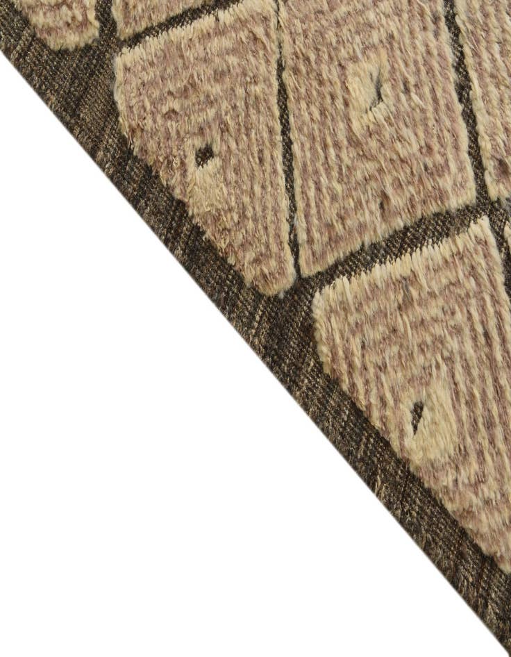 Detail image of  8' 3 x 10' 5  Hand Knotted Darya Wool Rug