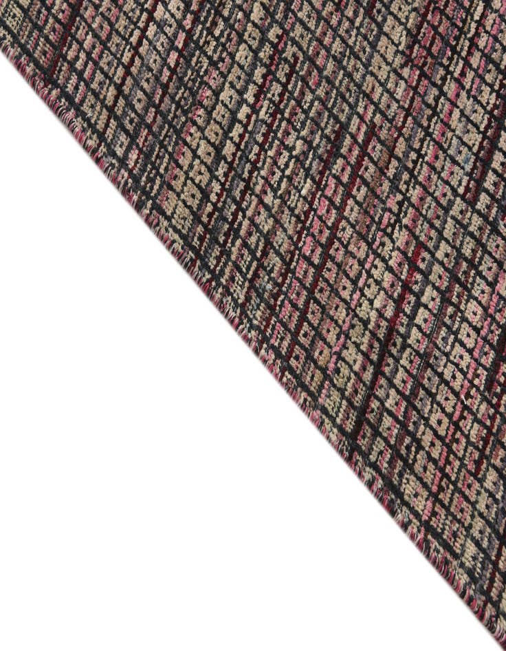 Detail image of  5' 6 x 7' 9  Hand Knotted Darya Wool Rug