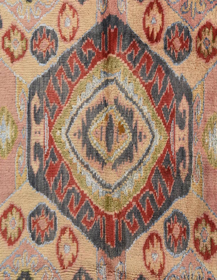 Detail image of  5' 4 x 7' 8  Hand Knotted Darya Rug