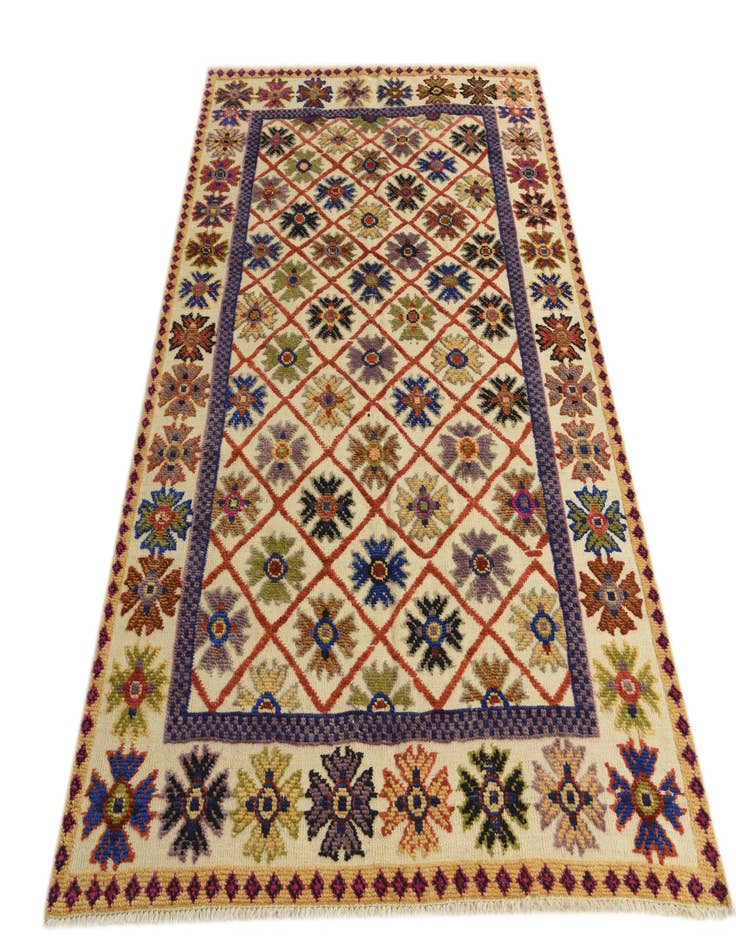 Detail image of  5' 7 x 8' 1  Hand Knotted Darya Wool Rug