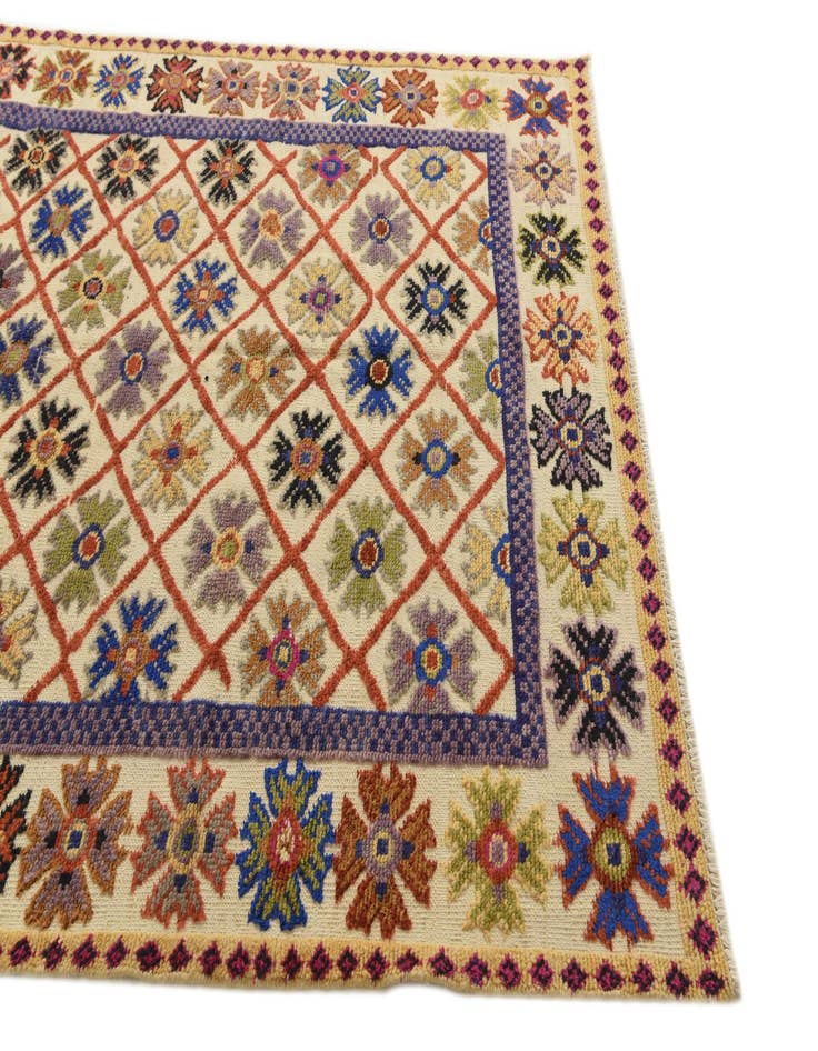 Detail image of  5' 7 x 8' 1  Hand Knotted Darya Wool Rug