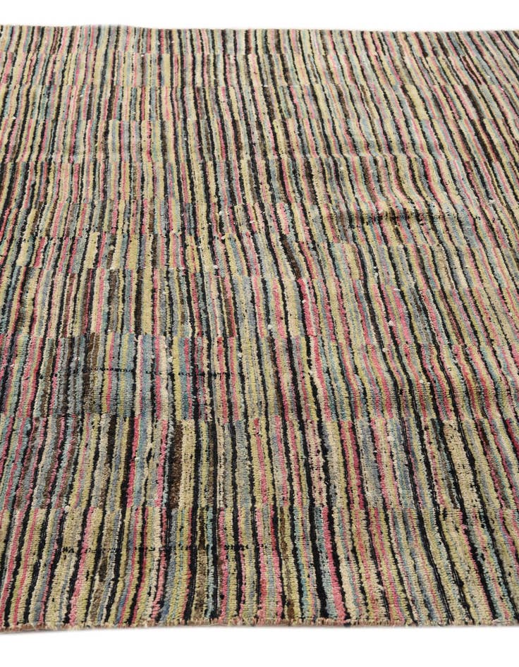 Detail image of  6' x 10' 3  Hand Knotted Darya Wool Rug