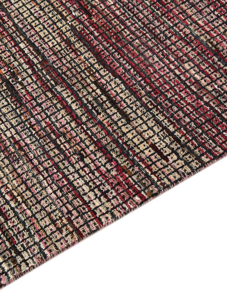 Detail image of  5' 6 x 8' 2  Hand Knotted Darya Wool Rug