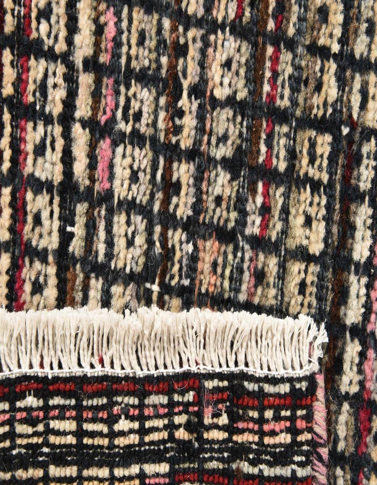 Detail image of  5' 6 x 8' 2  Hand Knotted Darya Wool Rug