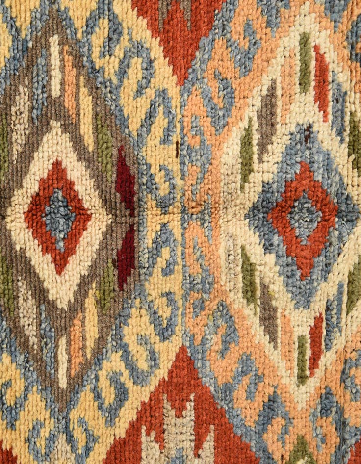 Detail image of  5' x 7' 2  Hand Knotted Darya Wool Rug