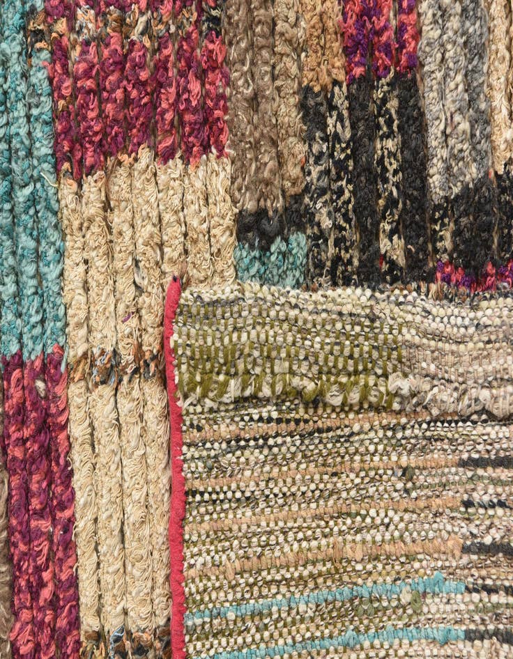 Detail image of  6' 1 x 9' 7  Hand Knotted Darya Wool Rug