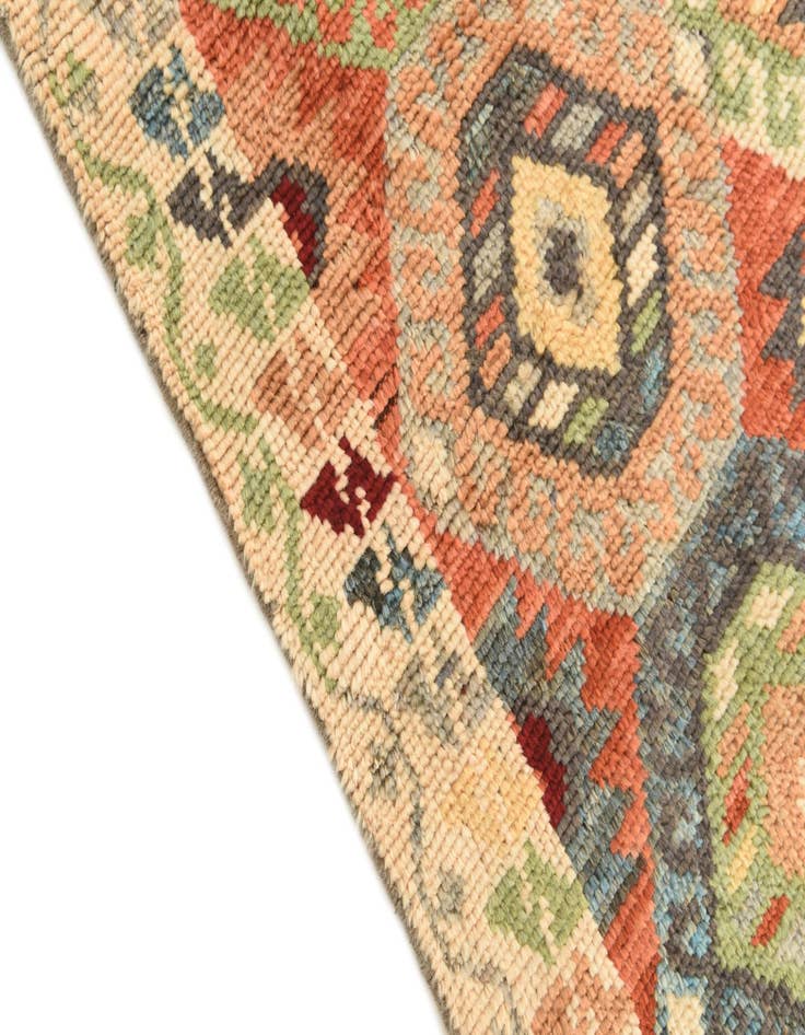 Detail image of  4' 1 x 6' 10  Hand Knotted Darya Wool Rug