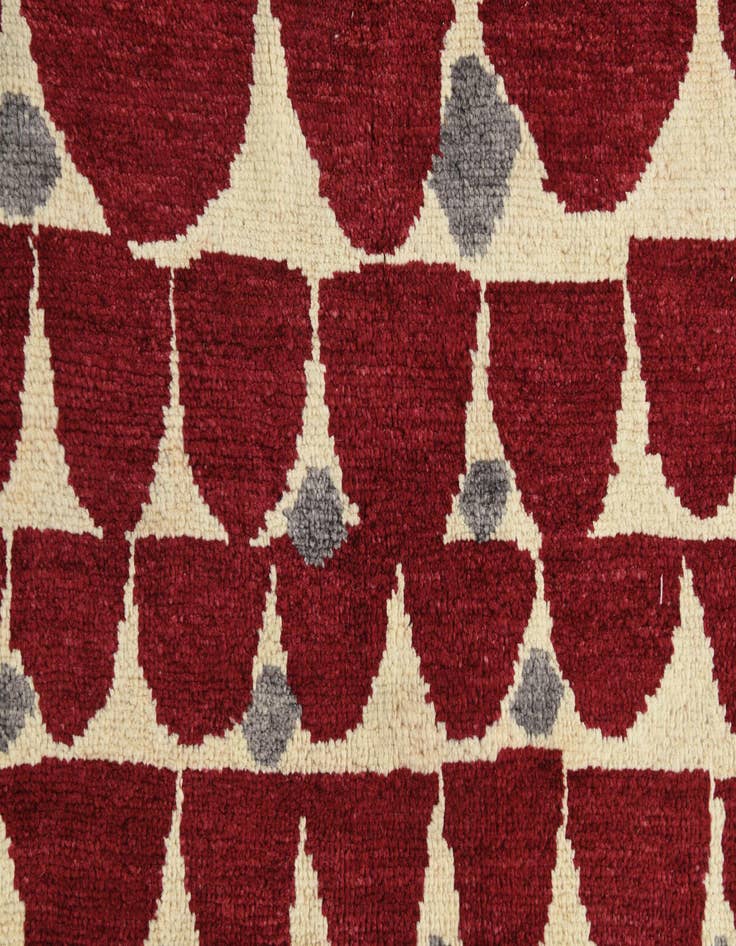 Detail image of  5' 4 x 7' 10  Hand Knotted Darya Wool Rug
