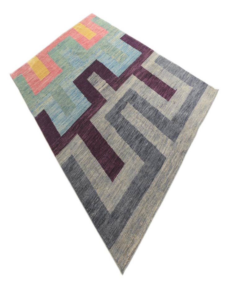 Detail image of  6' 6 x 9' 9  Hand Knotted Darya Wool Rug