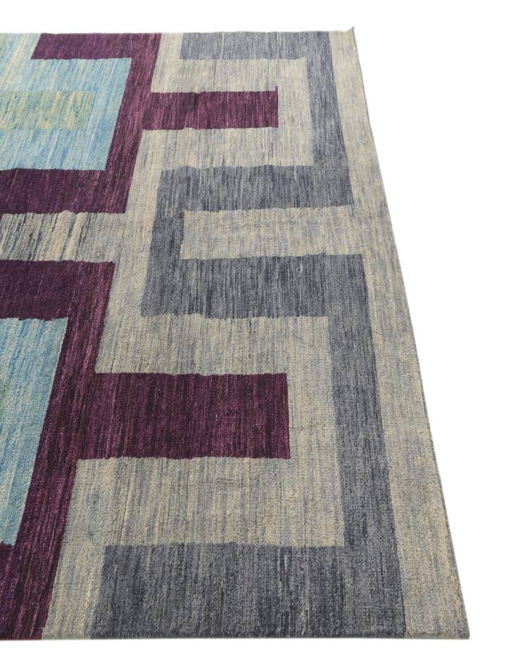 Detail image of  6' 6 x 9' 9  Hand Knotted Darya Wool Rug