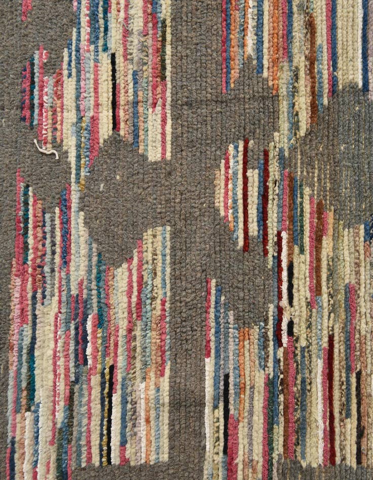 Detail image of  9' 1 x 12' 6  Hand Knotted Darya Wool Rug