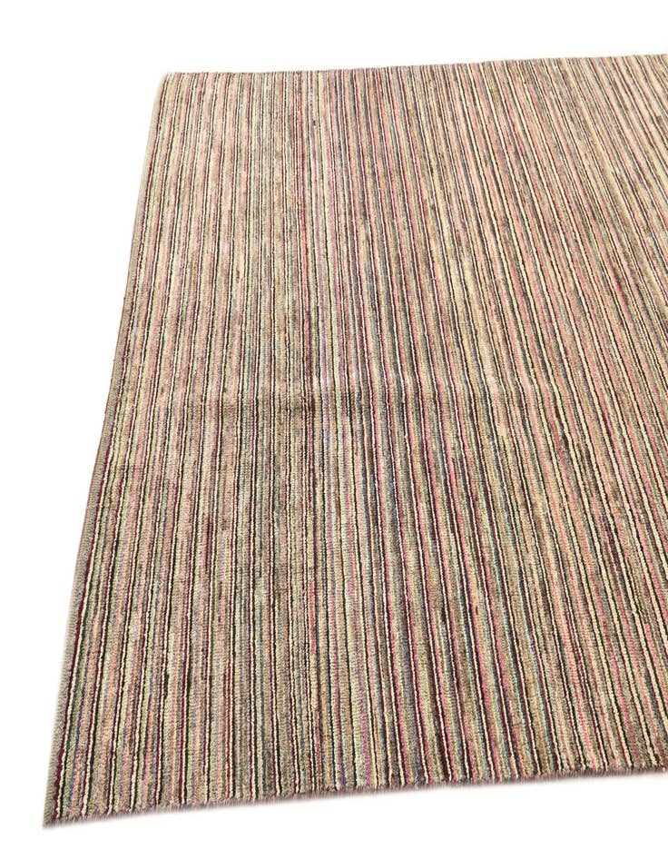 Detail image of  6' 6 x 10' 4  Hand Knotted Darya Wool Rug