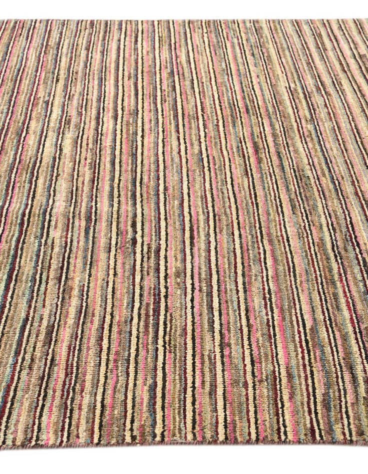 Detail image of  6' 6 x 10' 4  Hand Knotted Darya Wool Rug