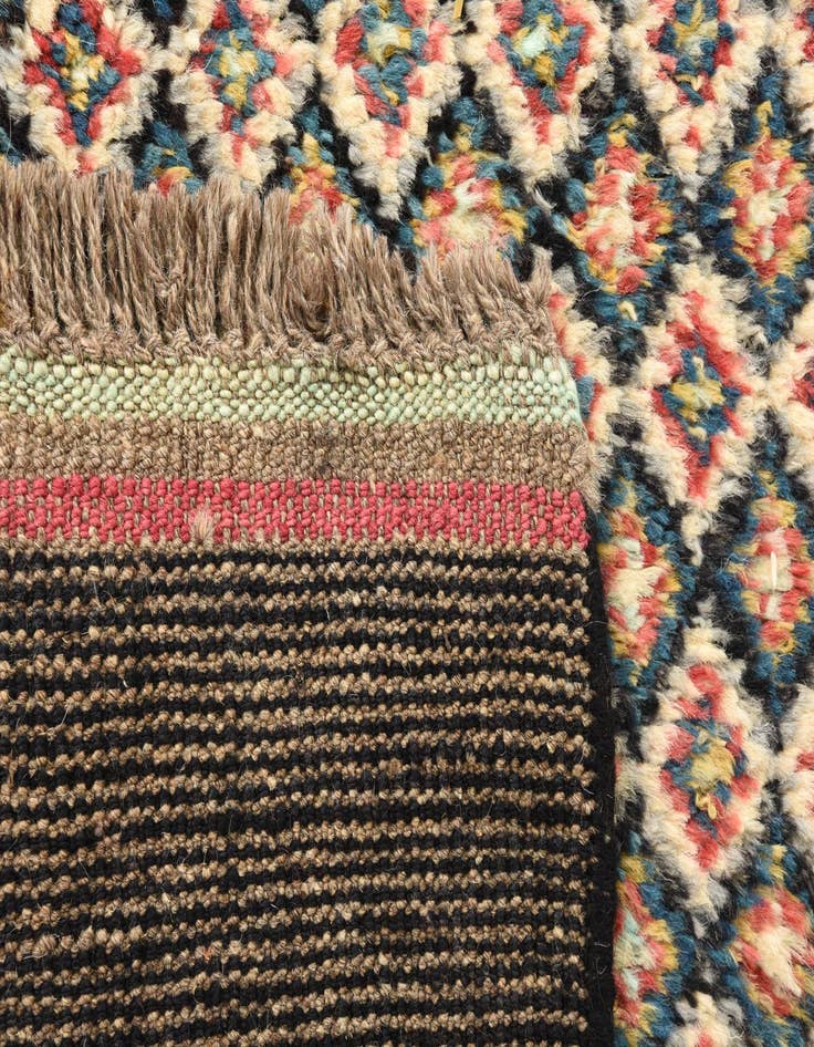 Detail image of  5' 4 x 8' 3  Hand Knotted Darya Wool Rug