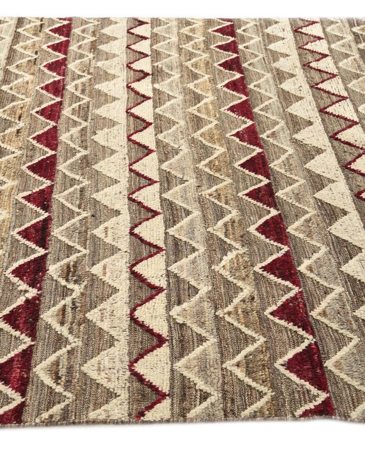 Detail image of  6' 5 x 10' 2  Hand Knotted Darya Wool Rug