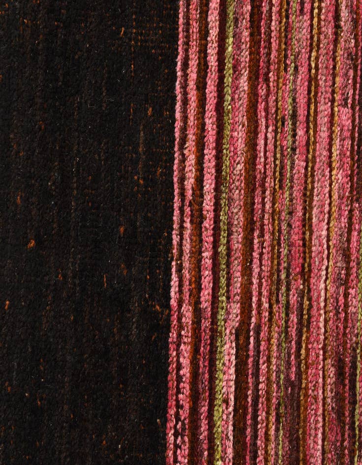 Detail image of  5' 2 x 8'  Hand Knotted Darya Wool Rug