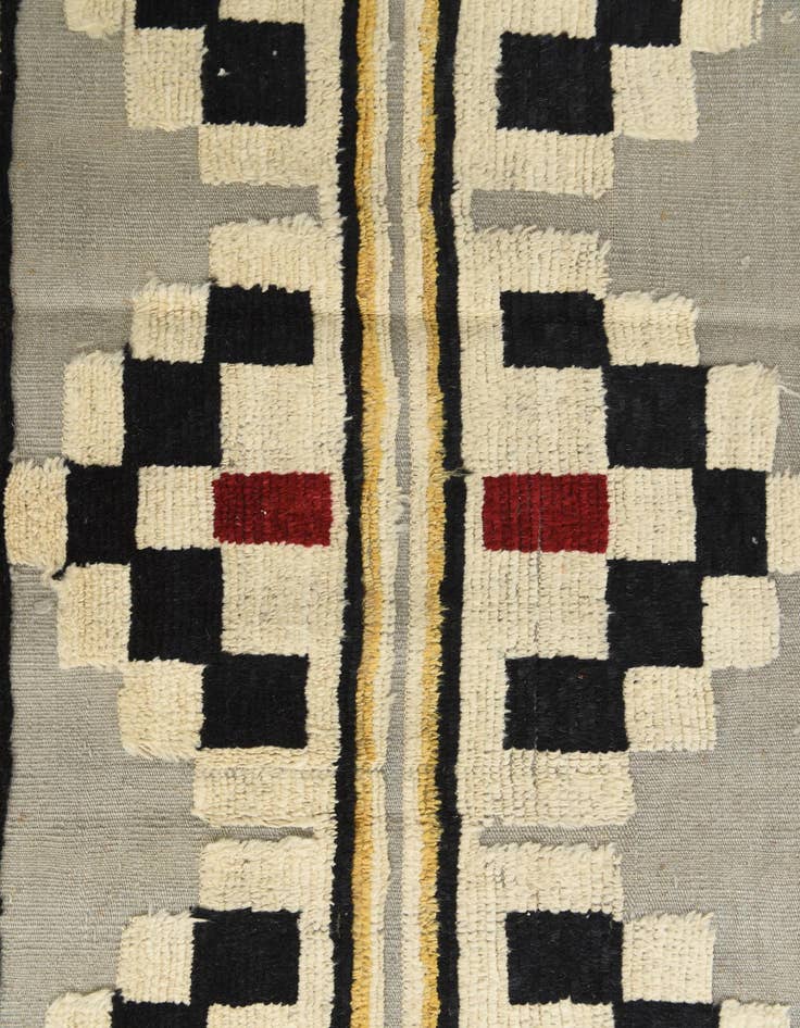 Detail image of  8' 4 x 10' 1  Hand Knotted Darya Wool Rug