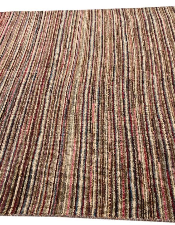 Detail image of  6' x 9' 2  Hand Knotted Darya Wool Rug