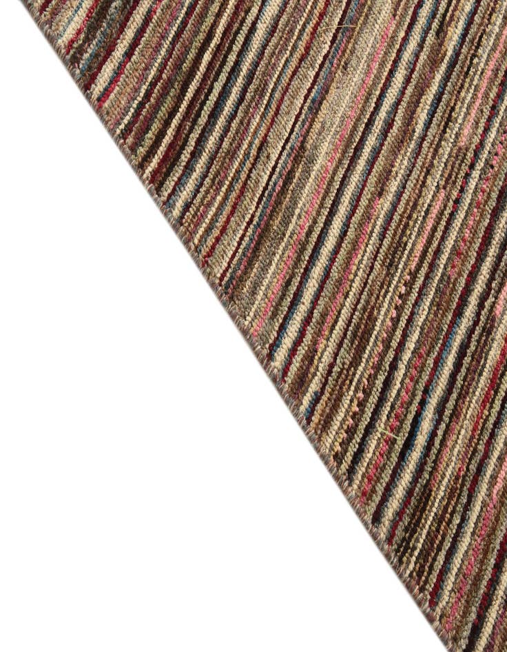 Detail image of  6' x 9' 2  Hand Knotted Darya Wool Rug