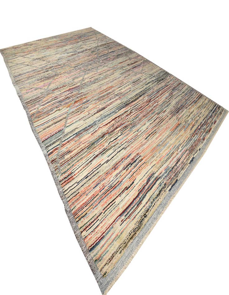 Detail image of  13' 6 x 20' 9  Hand Knotted Darya Wool Rug