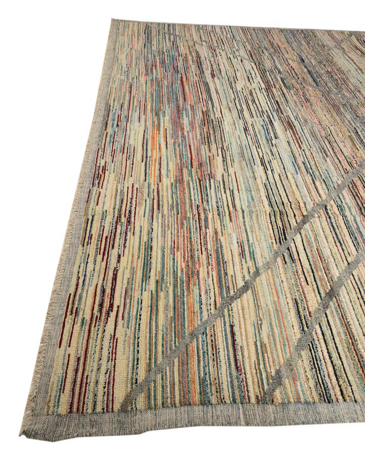 Detail image of  13' 6 x 20' 9  Hand Knotted Darya Wool Rug