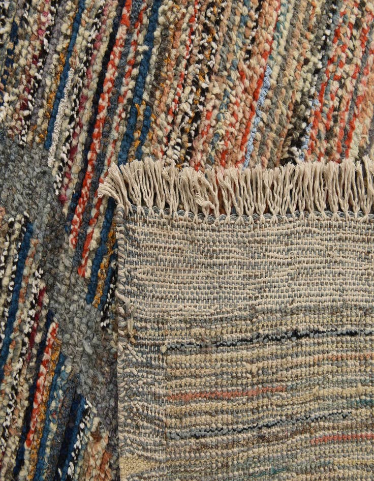 Detail image of  13' 6 x 20' 9  Hand Knotted Darya Wool Rug