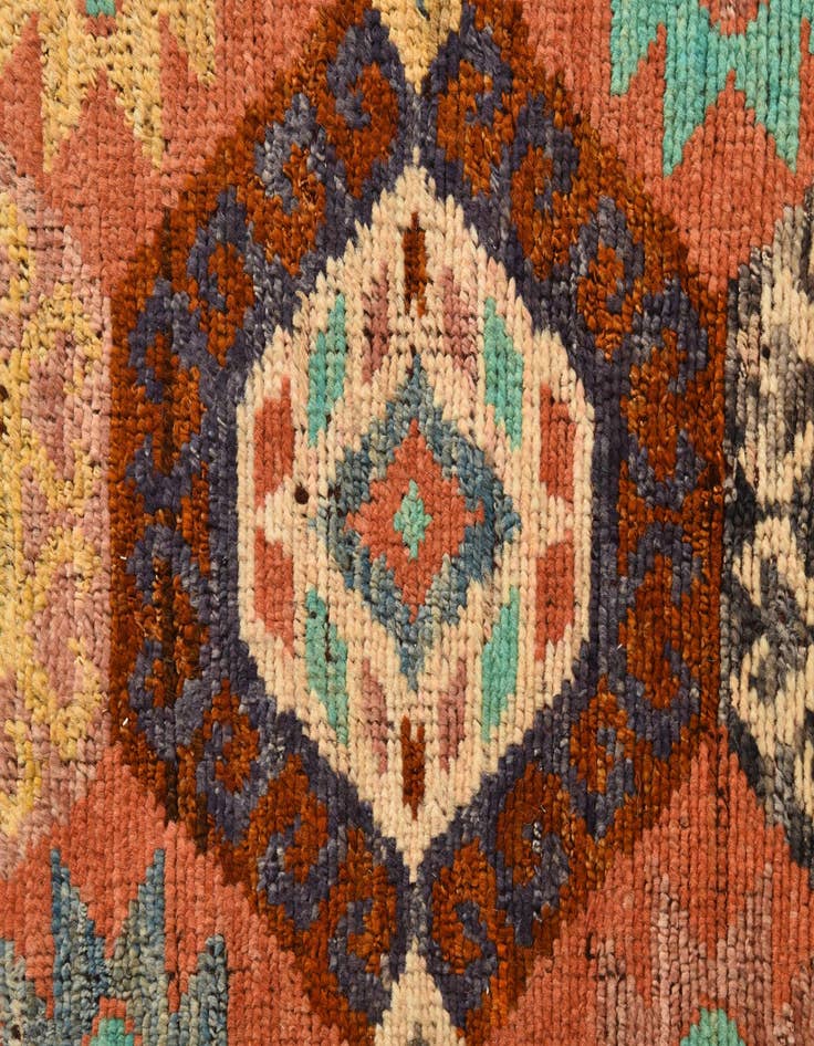 Detail image of  6' 9 x 10' 3  Hand Knotted Darya Wool Rug